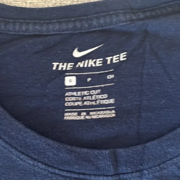 Navy Nike shirt - Size small - Picture 2 of 2